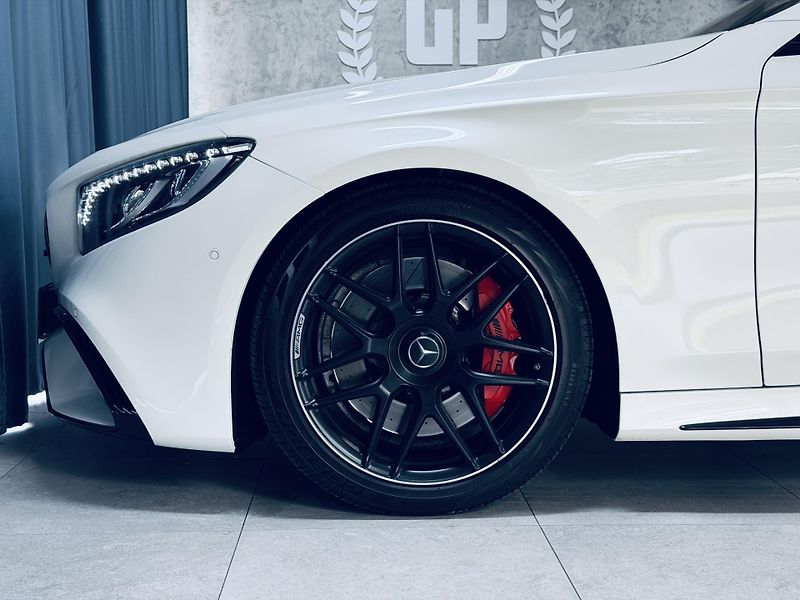 Mercedes-Benz Třídy S (2018) S63 AMG COUPE CARBON SWAROVSKI - fotka 15 z 43