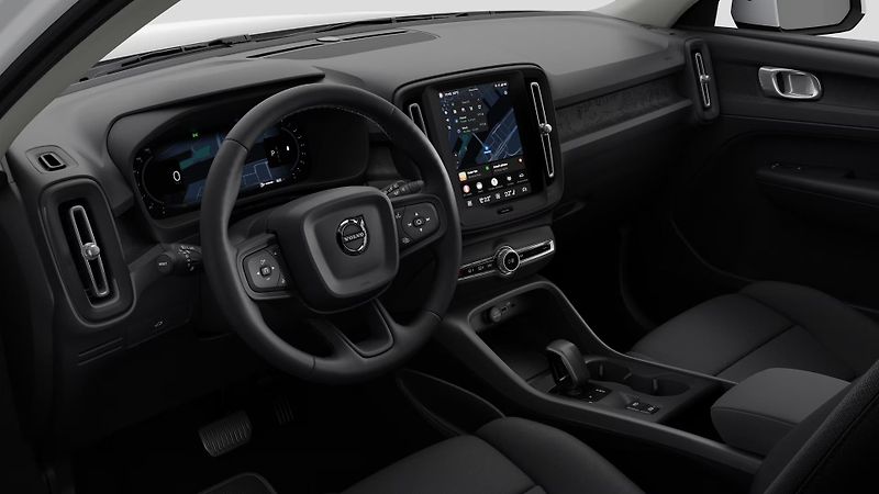 Volvo XC40 (2026) B3 AUT ESSENTIAL - fotka 3 z 12