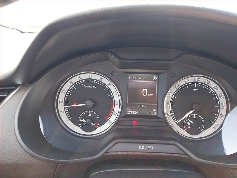 Škoda Octavia (2016) 2.0 TDI, Automat, Serv.kniha - fotka 11 z 19
