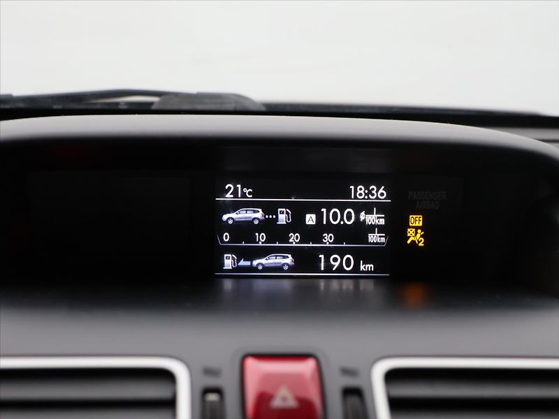 Subaru Forester 2,0 i-L 110kW Comfort 4x4 CZ - fotka 20 z 32