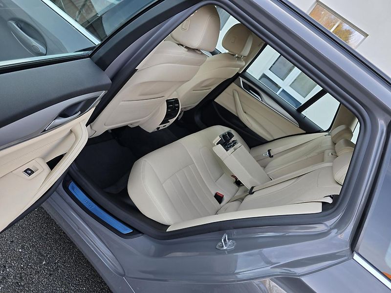 BMW Řada 5 110kW LED+NAVI+KŮŽE - DPH - fotka 51 z 58