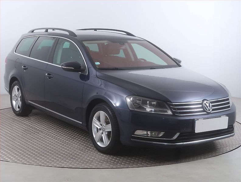 Volkswagen Passat (2013) Comfortline 2.0 TDI - fotografie inzerátu