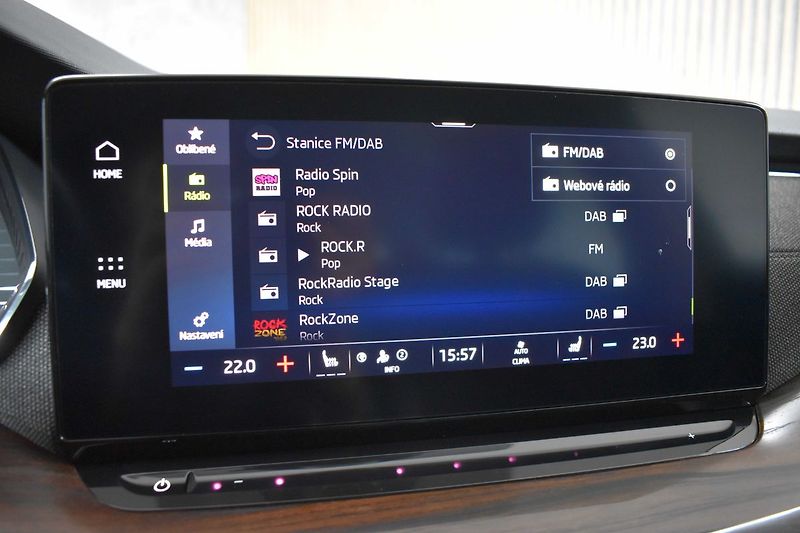 Škoda Octavia 2.0 TDI SCOUT REZERVACE - fotka 31 z 46