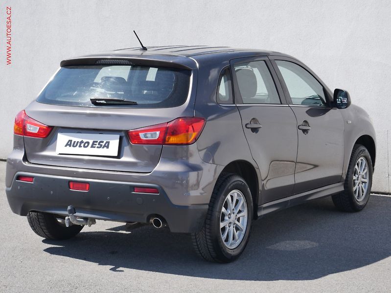 Mitsubishi ASX (2012) 1.6 MiVEC, ČR, AC, tažné - fotka 4 z 18