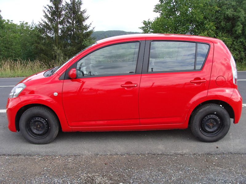 Subaru Justy 1.0i - fotka 3 z 25