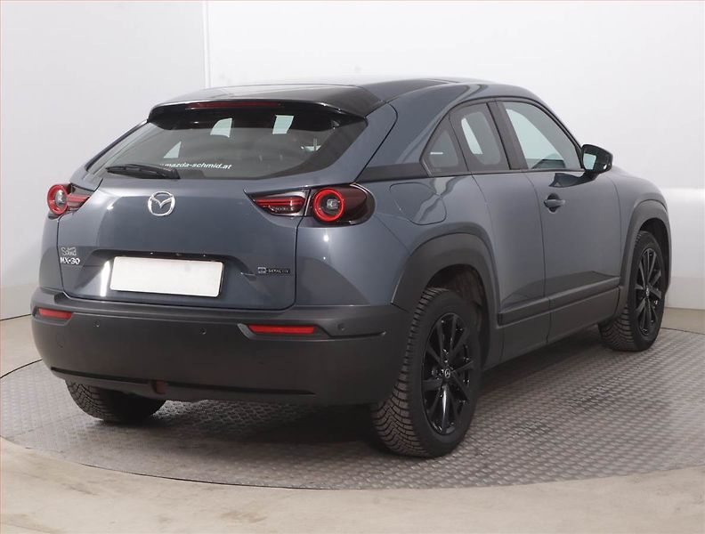 Mazda MX-30 (2022) e-Skyactiv, SoH 95% - fotka 5 z 20