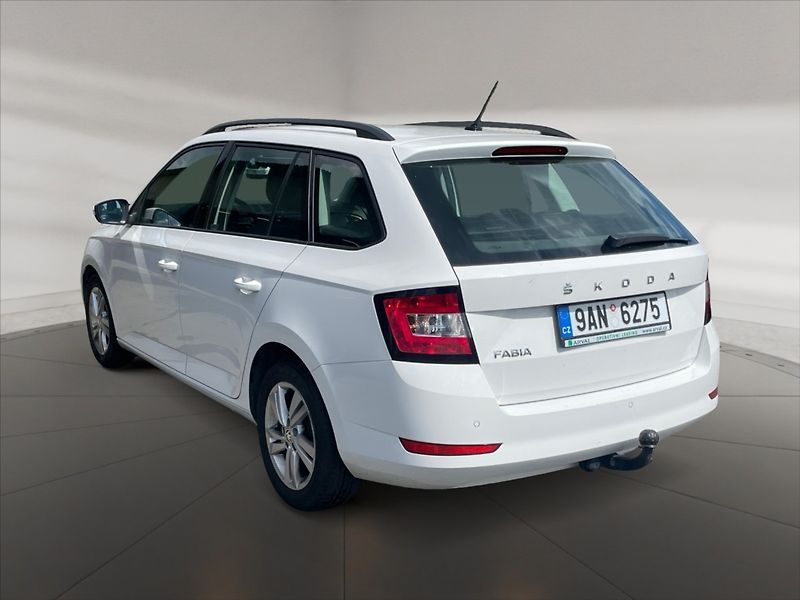 Škoda Fabia 1,0 TSI 70 Ambition - fotka 4 z 11