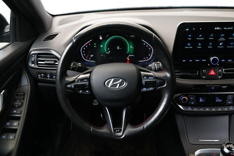 Hyundai i30 - fotka 17 z 23