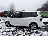 Volkswagen Touran 2.0 TDI STYLE - náhled 7