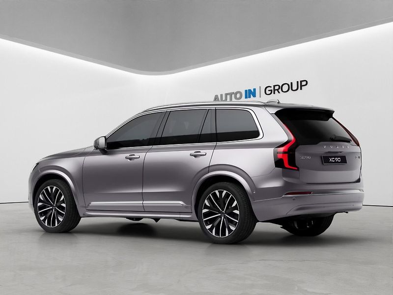 Volvo XC90 (2026) BRIGHT B5 PLUS, vzduch.odpr. - fotka 3 z 9