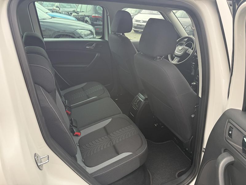 Škoda Yeti 1.4 TSI ADVENTURE - fotka 11 z 13