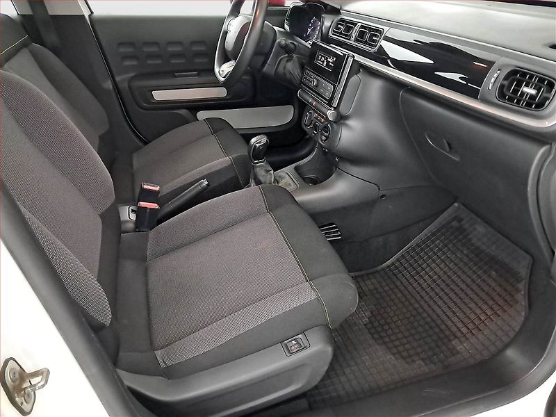 Citroën C3 (2020) 1.2 PureTech, ČR,1.maj - fotka 9 z 14