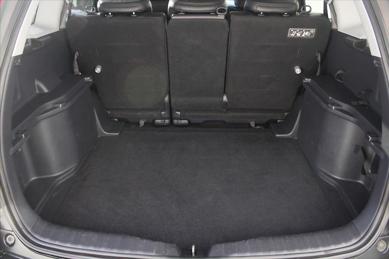Honda CR-V 2.0i-VTEC 4x4 A/T EXECUTIVE ČR - fotka 12 z 20