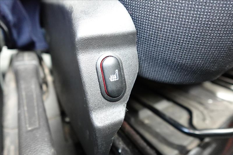 Ford Transit 2,0 TDCi  L3H2 9MÍST KLIMA - fotka 37 z 37