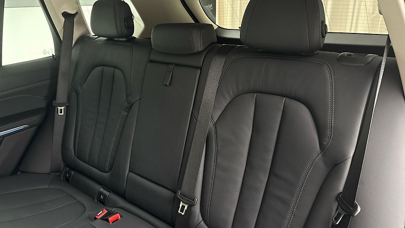 BMW X5 45e AUT xDrive - fotka 16 z 33