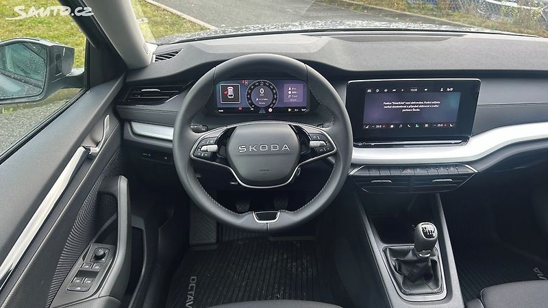 Škoda Octavia (2025) 1.5 TSI Essence - fotka 9 z 19