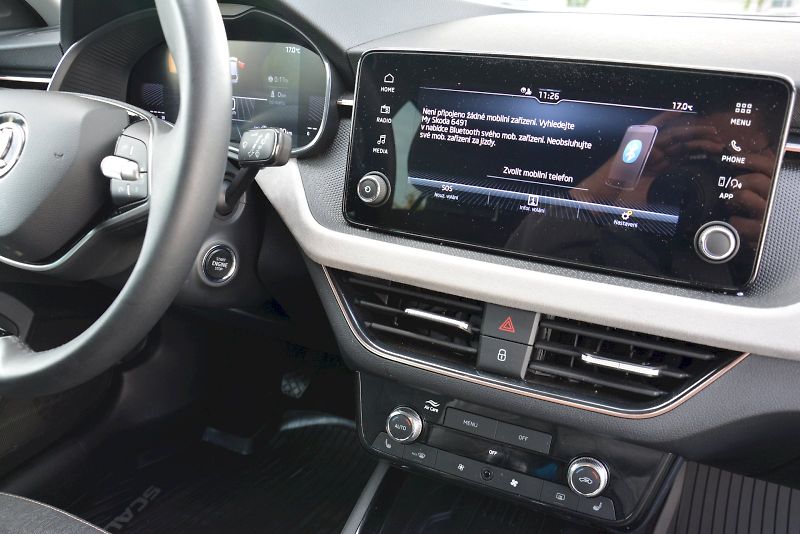 Škoda Scala (2024) 1.0 TSI 85 KW TOP Selection - fotka 23 z 25