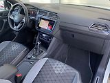 Volkswagen Tiguan Allspace 2.0 TDI 4Motion R-Line DSG - náhled 24