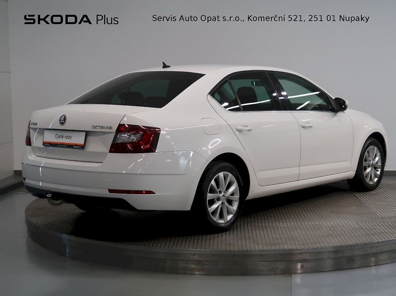 Škoda Octavia (2018) STYLE 1.6TDI 85KW DSG - fotka 2 z 37
