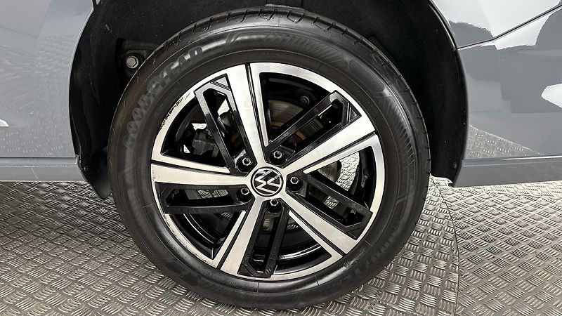 Volkswagen Caddy 2.0 Tdi 90kw Maxi Style Dsg - fotka 19 z 26