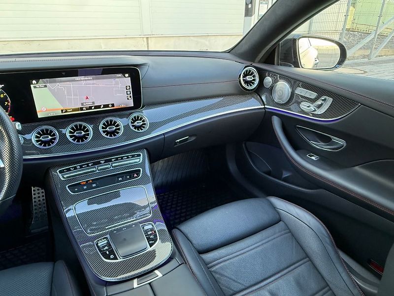 Mercedes-Benz Třídy E (2022) - fotka 19 z 91