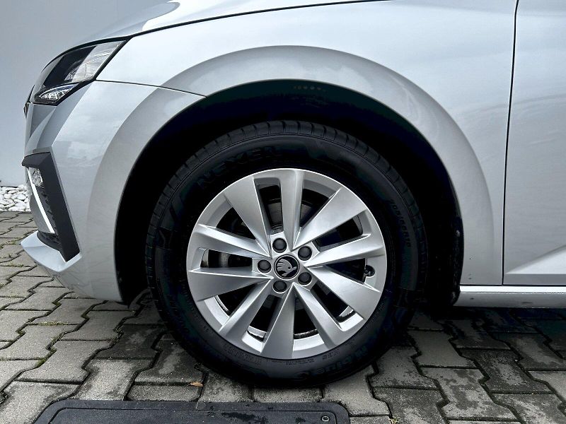 Škoda Scala (2025) 1.0 TSI 85kW MP6 Selection - fotka 30 z 32