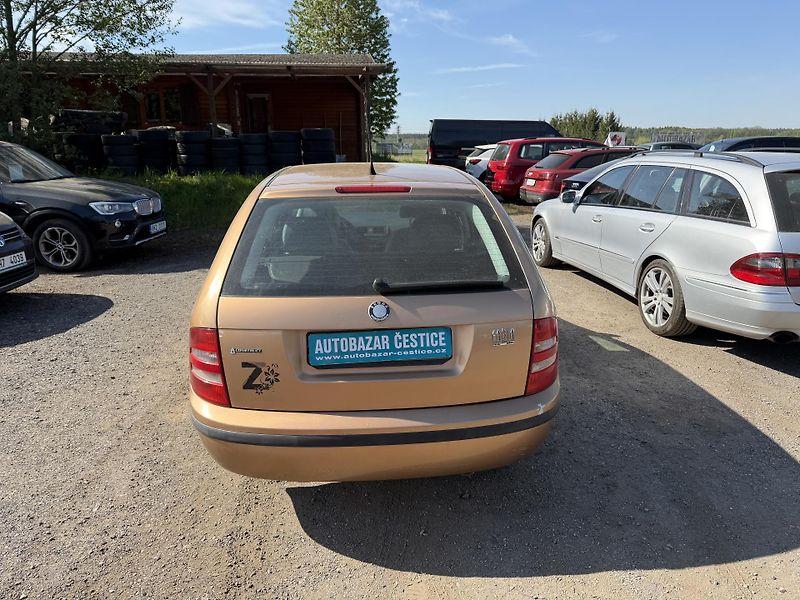 Škoda Fabia 1.4 MPI - fotka 5 z 19