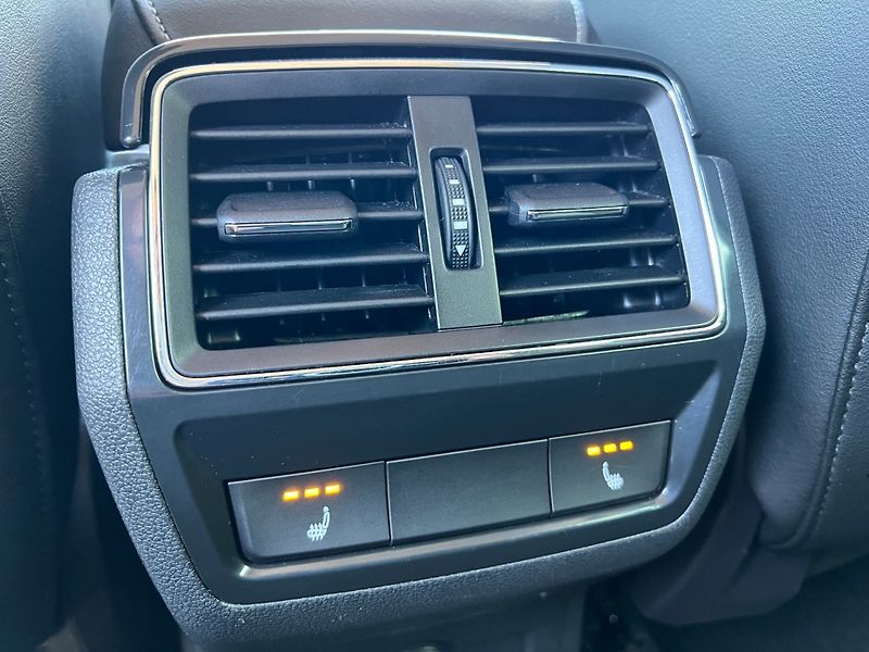 Škoda Karoq (2022) 2.0TDi Style+! Tažné! ČR+1.maj - fotka 20 z 41