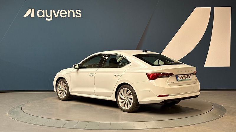Škoda Octavia 1.4 TSI iV 150 kW DSG Style - fotka 3 z 13