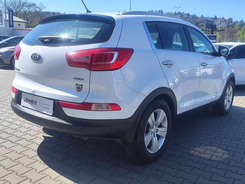 Kia Sportage 2.0 CRDi/100kW 4x4 ČR - fotka 5 z 28