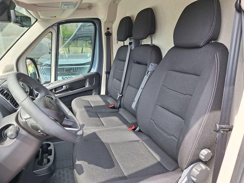Peugeot Boxer (2026) FG 4350 L4H3 BHDi 180k EAT8 - fotka 14 z 31