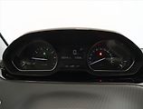 Peugeot 2008 (2017) 1.2 PureTech, Automat, ČR - náhled 11
