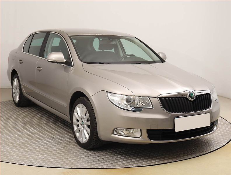 Škoda Superb (2013) 2.0 TDI, Tempomat - fotografie inzerátu