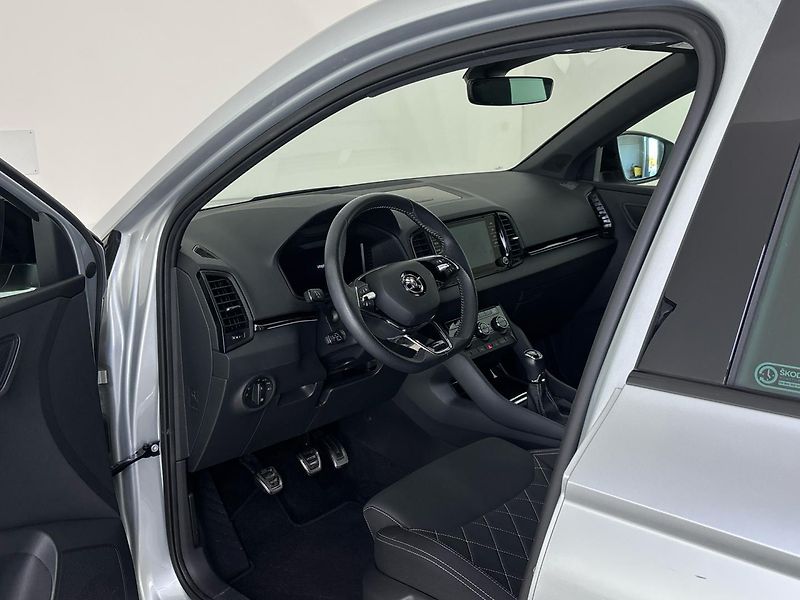 Škoda Karoq SportLine - fotka 6 z 28