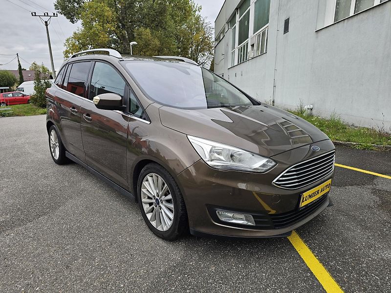Ford Grand C-MAX (2016) 1.5 ECOBOOST-TITANIUM - fotka 7 z 20