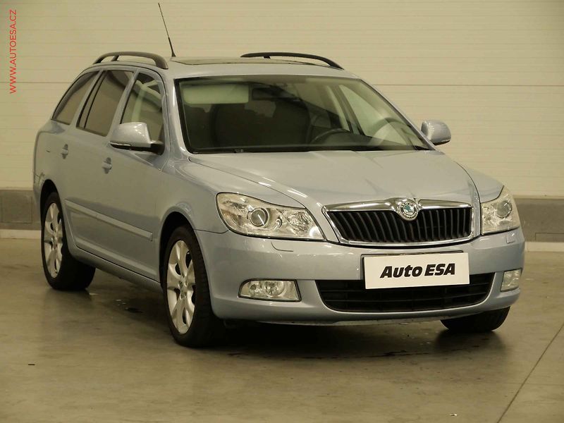 Škoda Octavia (2010) 1.6 TDi, Elegance, xenon - fotografie inzerátu