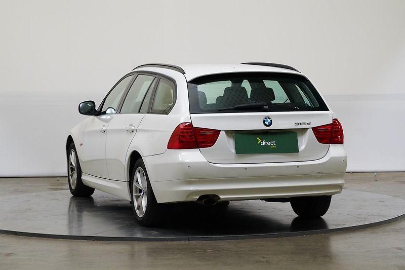 BMW Řada 3 - fotka 8 z 23