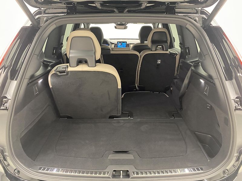 Volvo XC90 (2026) T8 AWD RECHARGE BRIGHT PLUS 7m - fotka 23 z 55