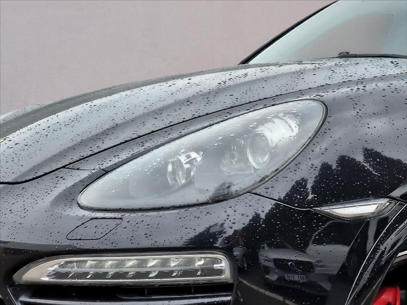 Porsche Cayenne 3,0 TDi Individual - fotka 5 z 18