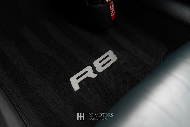 Audi R8 (2010) R8 5.2 V10 quattro 386kW - fotka 37 z 46