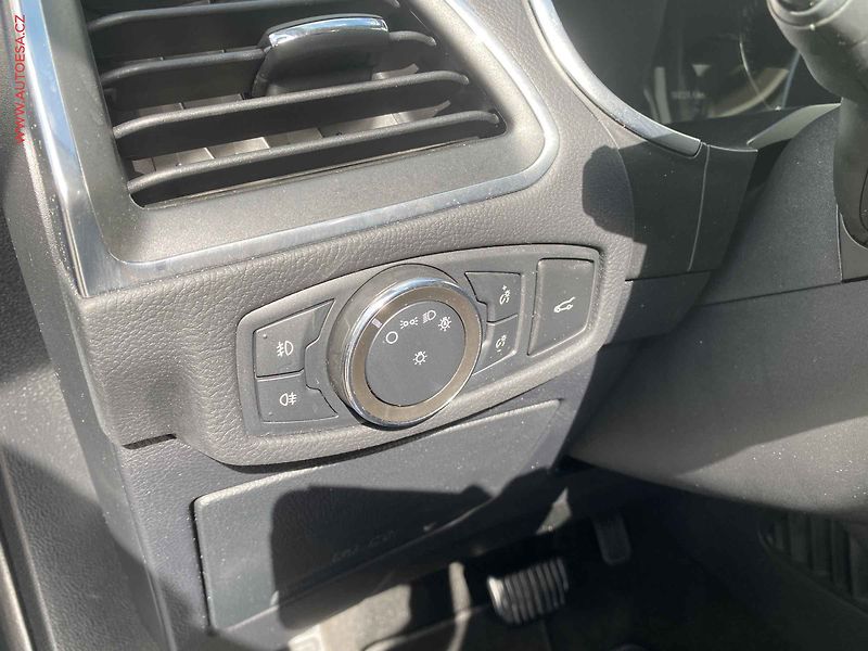 Ford S-MAX (2022) 2.0 TDCi AWD, 1.maj,ČR - fotka 15 z 17