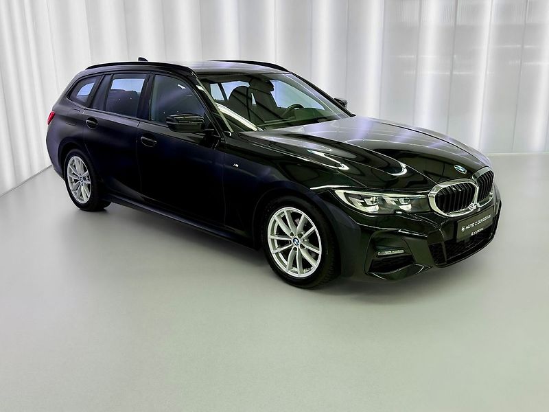 BMW Řada 3 320d xDrive M-PAKET, ALCANTARA - fotka 4 z 31