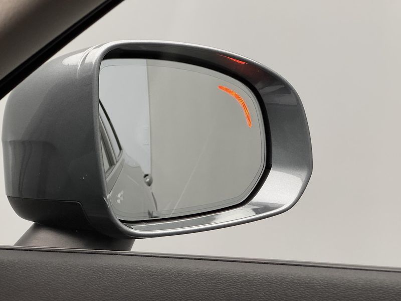 Volvo V90 CC D4 AWD MOMENTUM PRO  - fotka 21 z 47