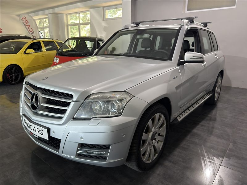 Mercedes-Benz GLK 2,2   220CDI AUTOMAT BI-XEN - fotka 3 z 31