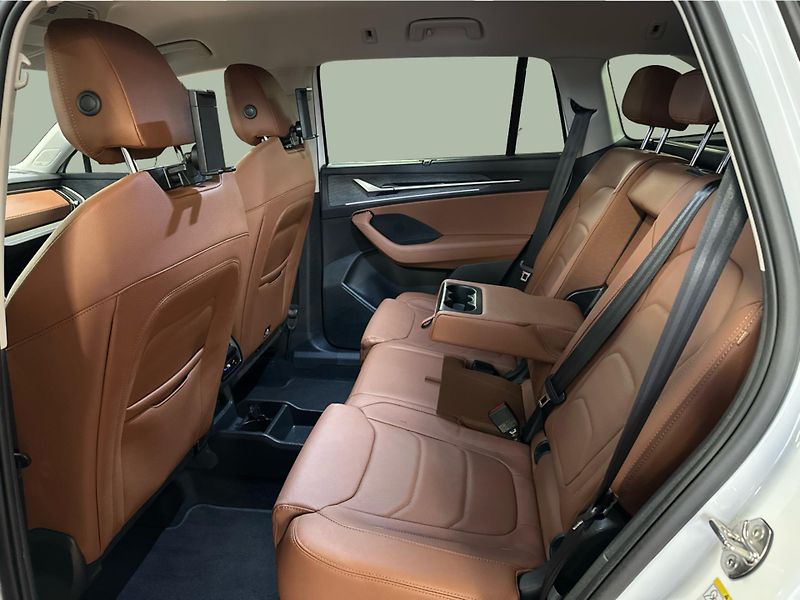 Škoda Kodiaq 2.0TDi 142kW DSG 4x4 SELECTION - fotka 11 z 22