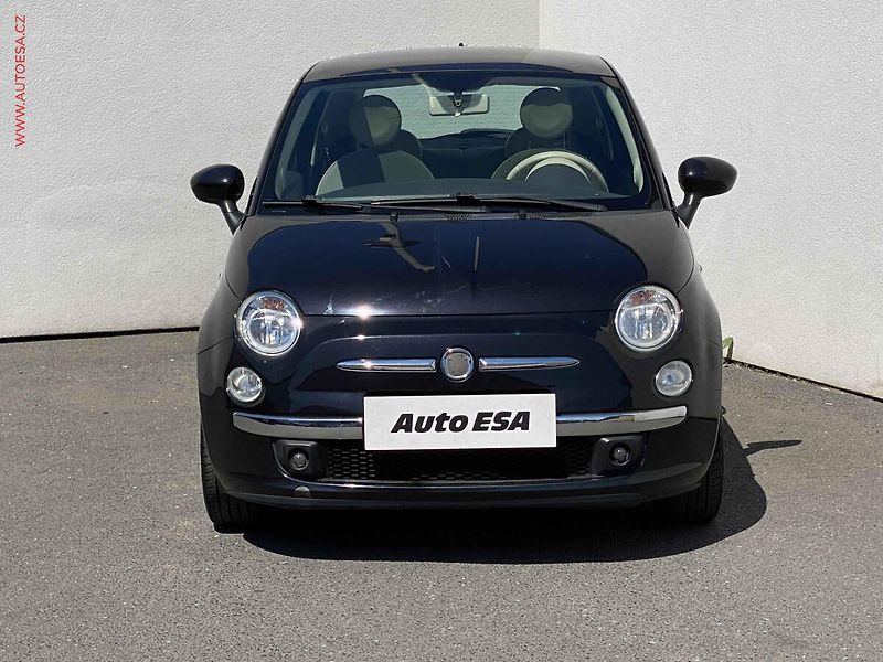 Fiat 500 (2012) 1.2, Lounge, panor - fotka 2 z 14