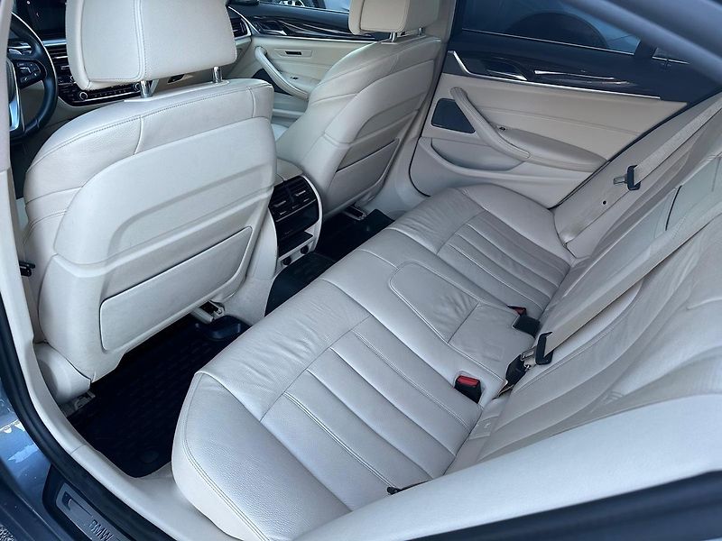 BMW Řada 5 540i xDrive SportLine 69000KM - fotka 5 z 20