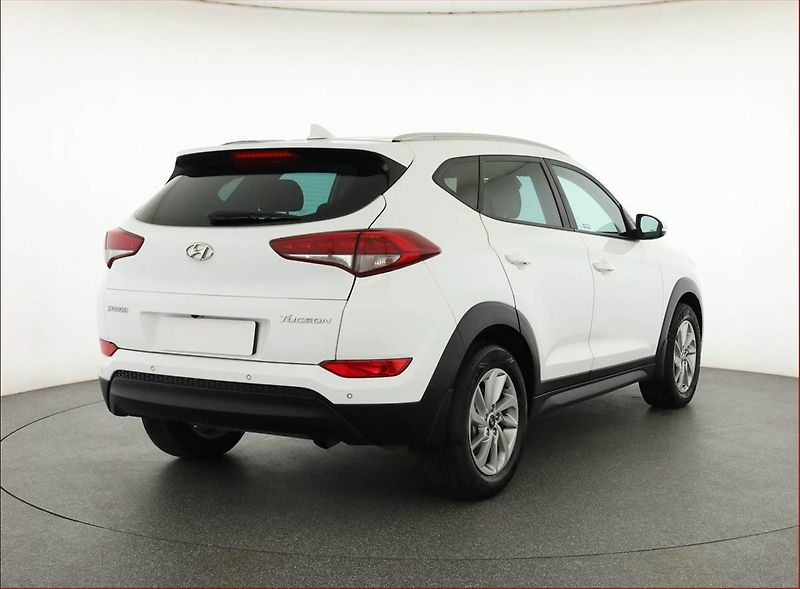 Hyundai Tucson (2016) 1.7 CRDi, Automat, Serv.kniha - fotka 5 z 17