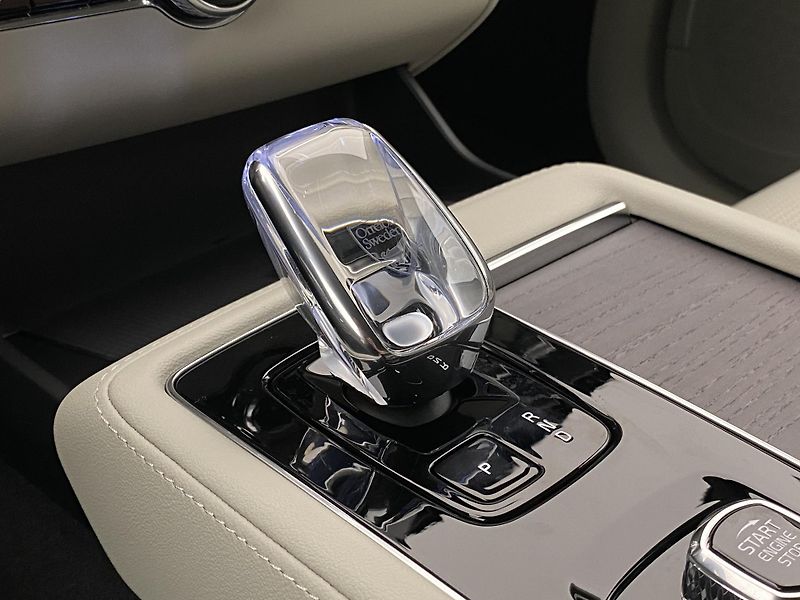 Volvo XC90 (2026) T8 AWD RECHARGE BRIGHT PLUS 7m - fotka 39 z 72