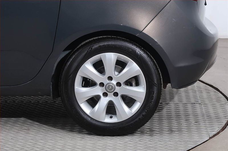 Opel Meriva (2014) 1.4 Turbo, Serv.kniha - fotka 15 z 20